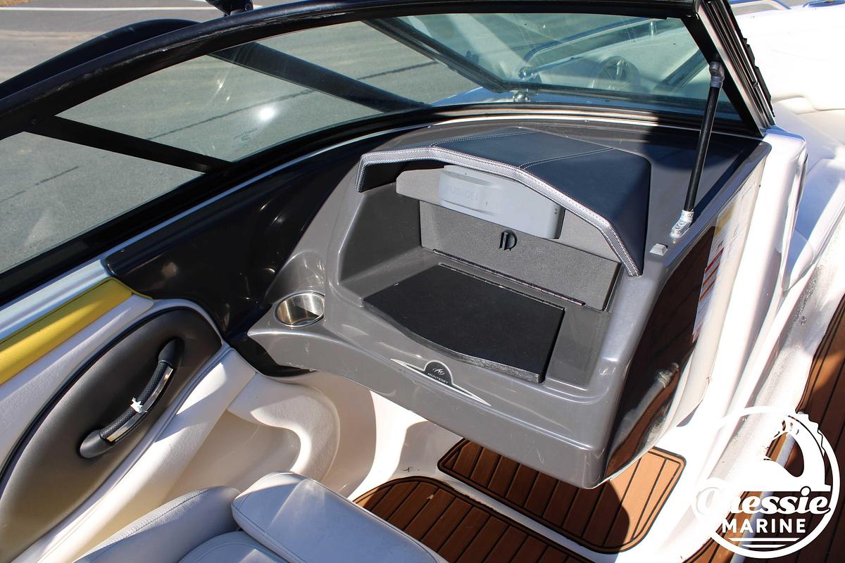 Used 2013 Monterey 224 FSX