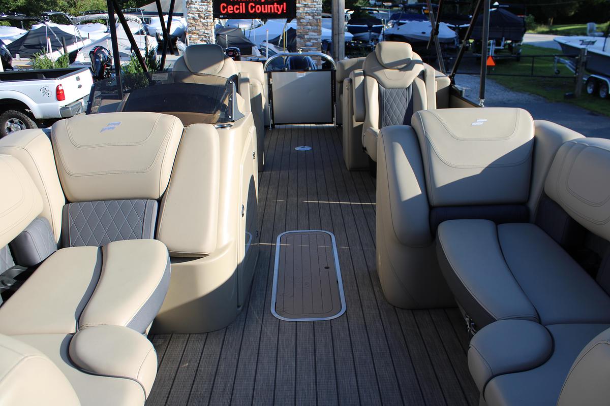 Used 2024 Starcraft Pontoon SLS-3