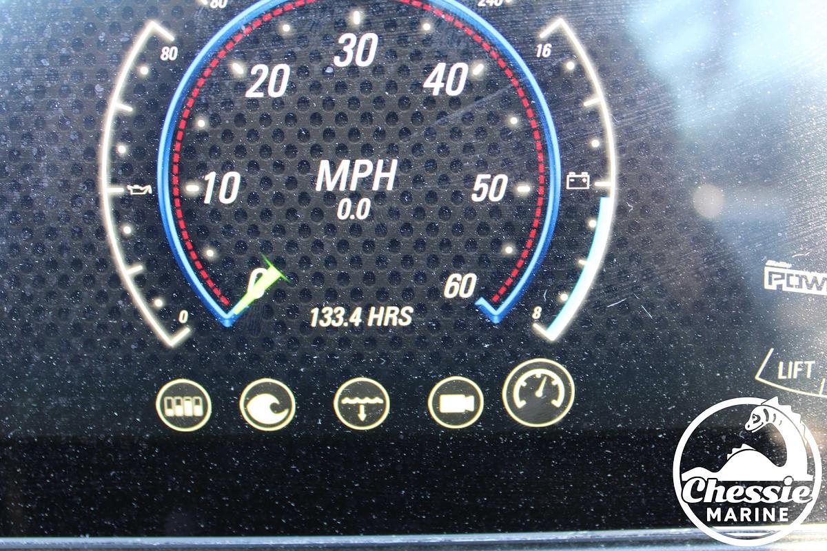 Used 2020 Malibu Wakesetter 25 LSV