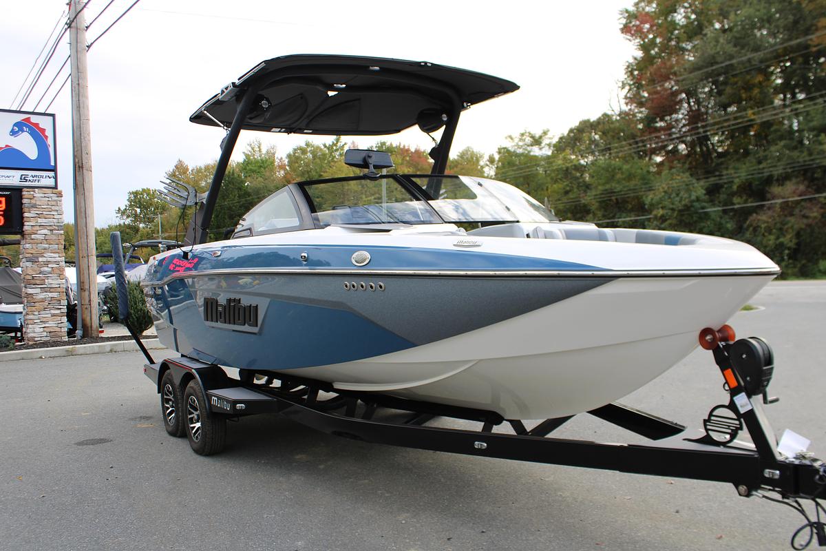 Used 2023 Malibu 23 LSV