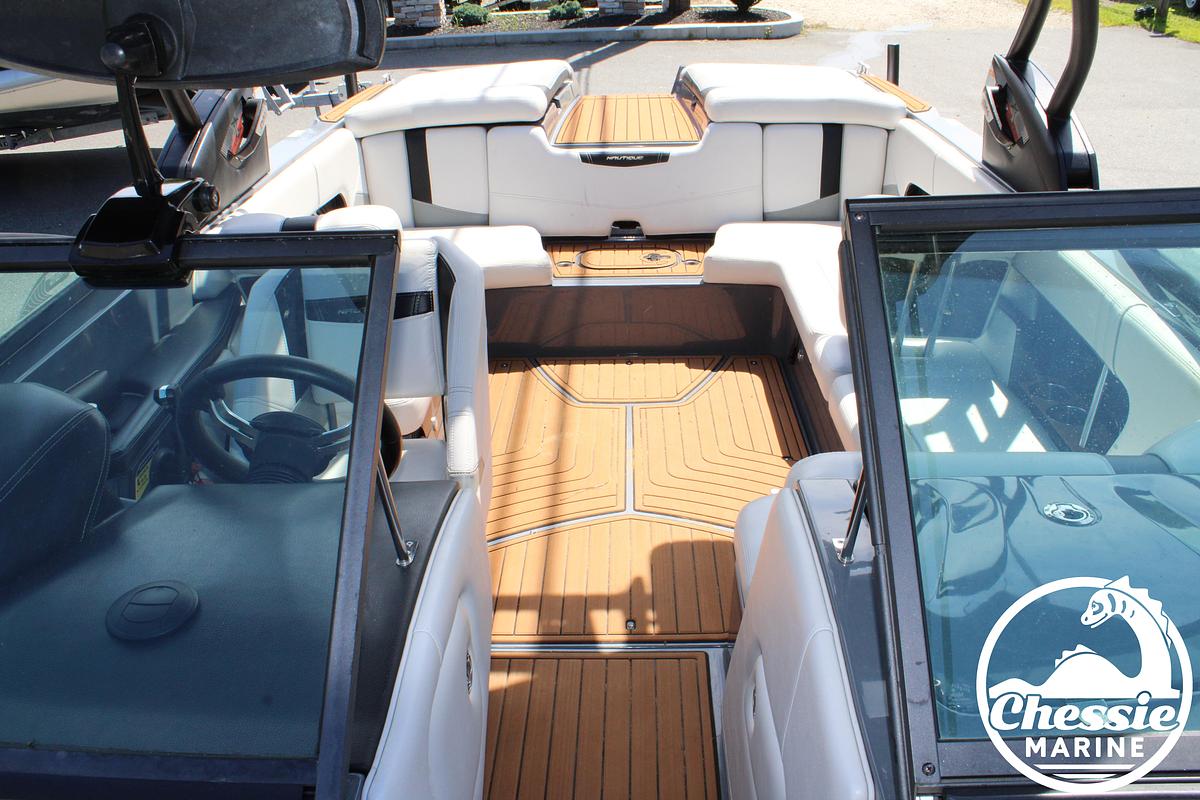 Used 2015 Nautique Super Air 230