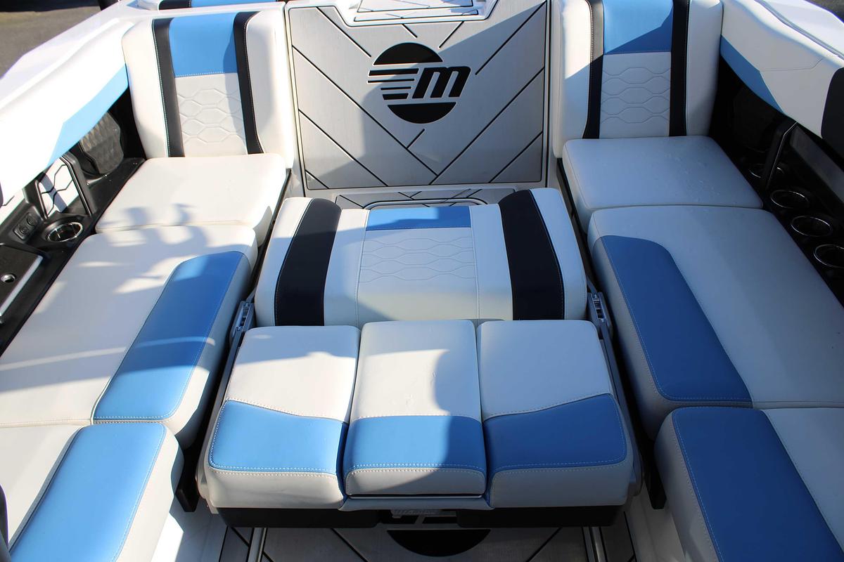 Used 2024 Malibu Wakesetter 23 LSV