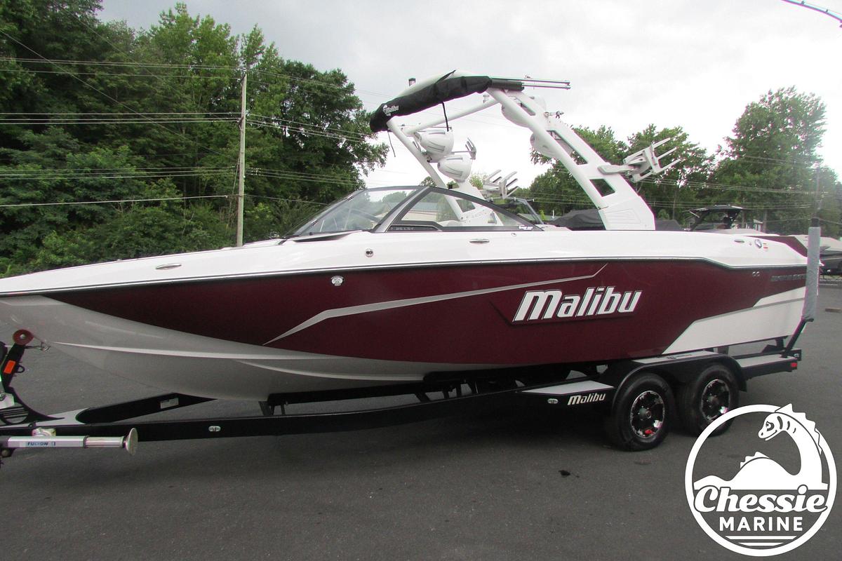 Used 2019 Malibu Wakesetter 25 LSV