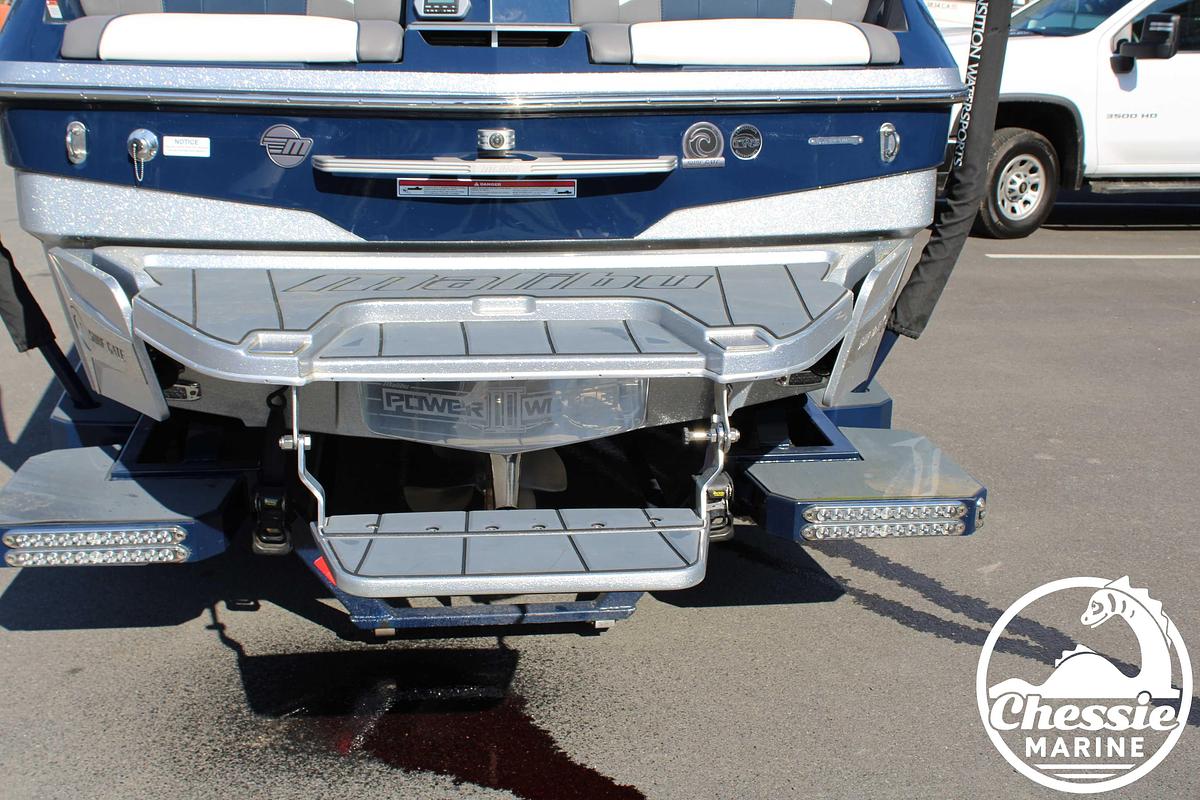 Used 2020 Malibu Wakesetter 25 LSV