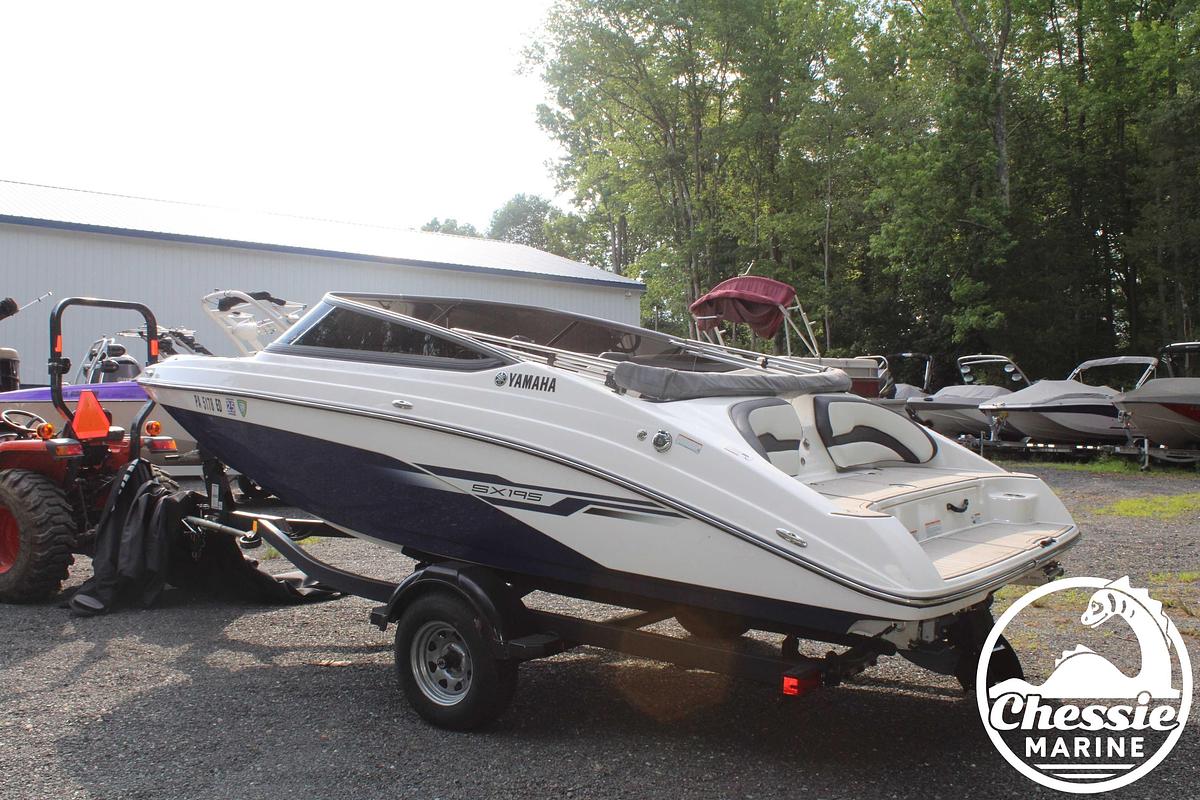 Used 2022 Yamaha SX 195