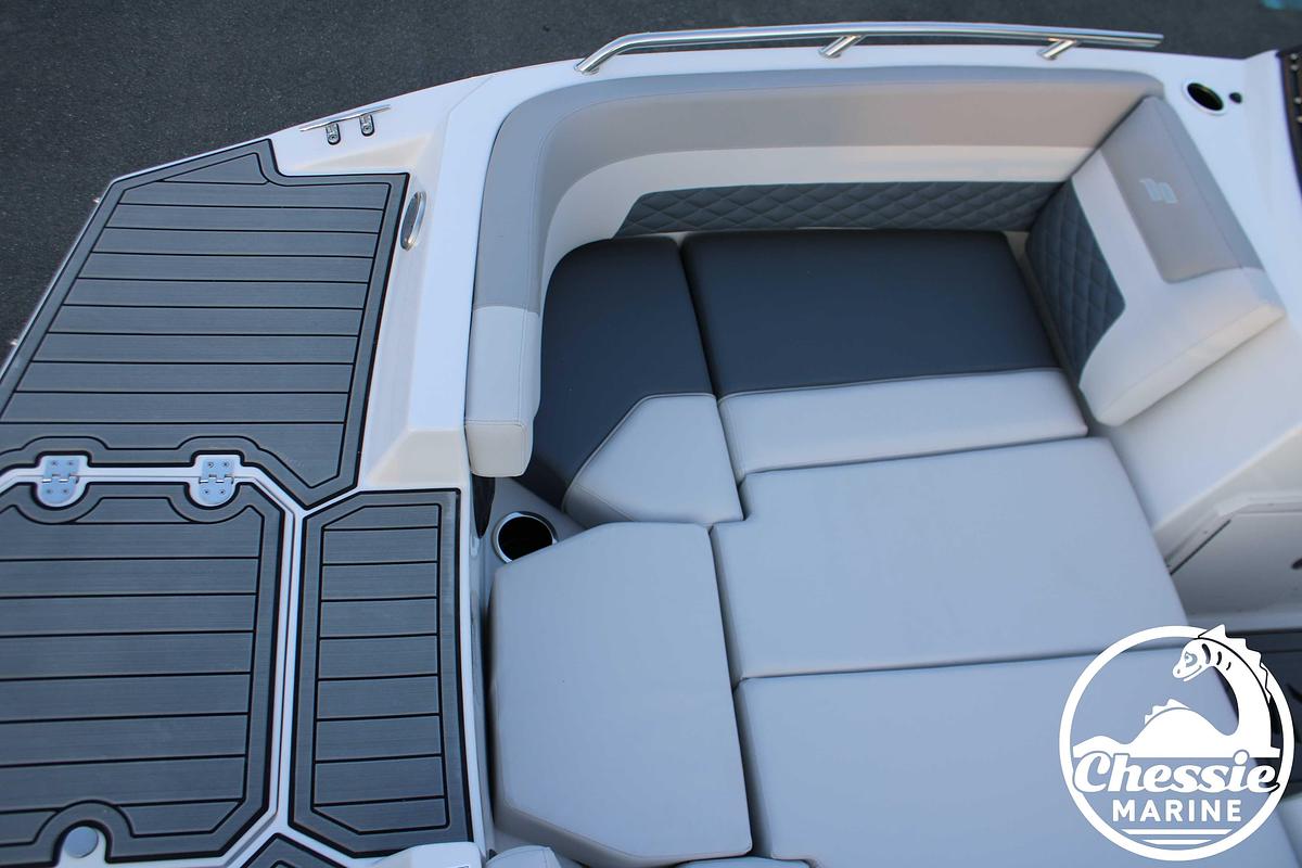 2026 Starcraft SVX 210 DC OB