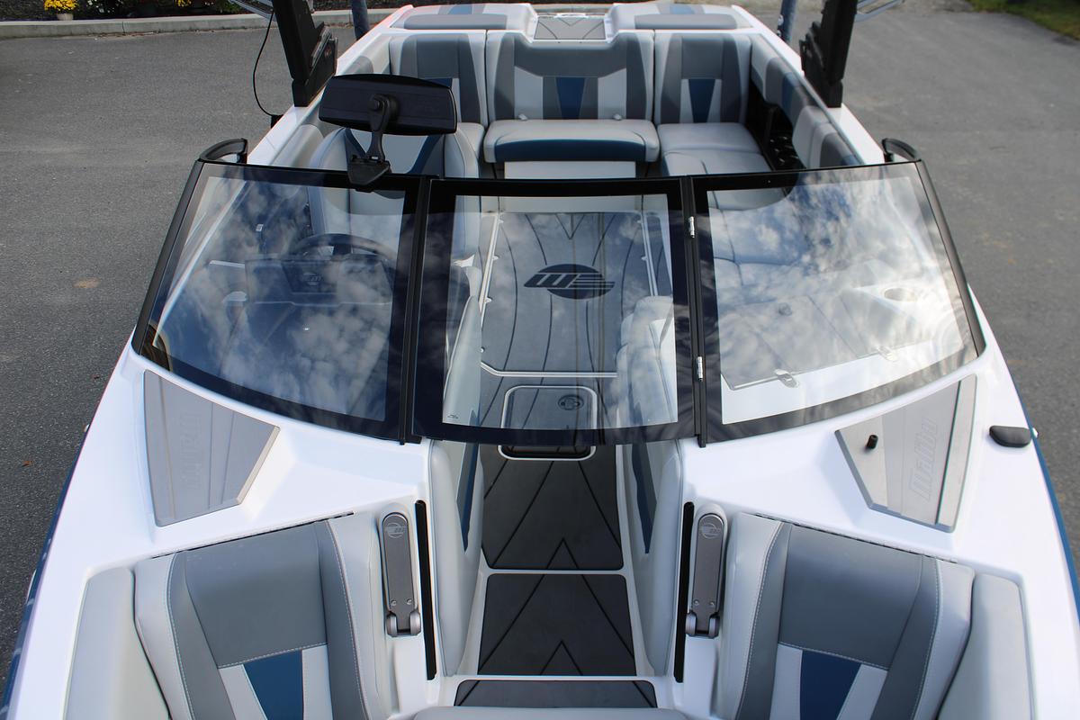 Used 2023 Malibu 23 LSV