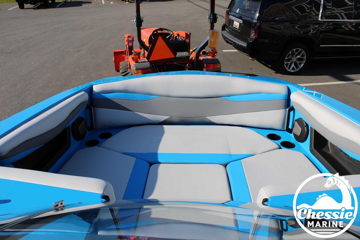 2025 Axis Core Series A225