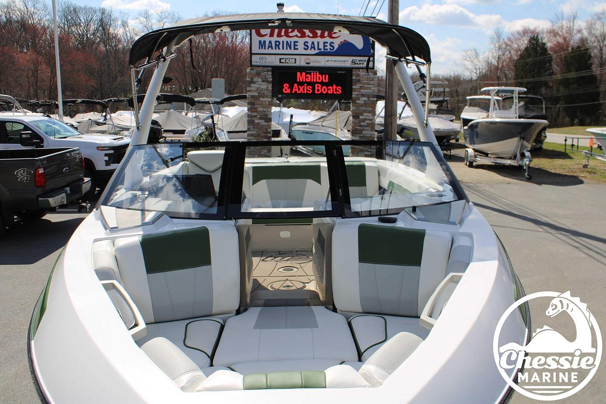 Used 2021 Malibu Wakesetter 20 VTX