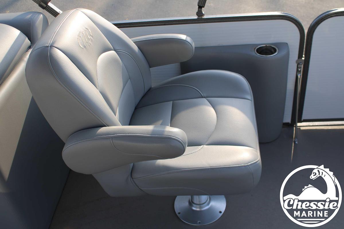 Used 2020 Manitou Aurora 230 VP