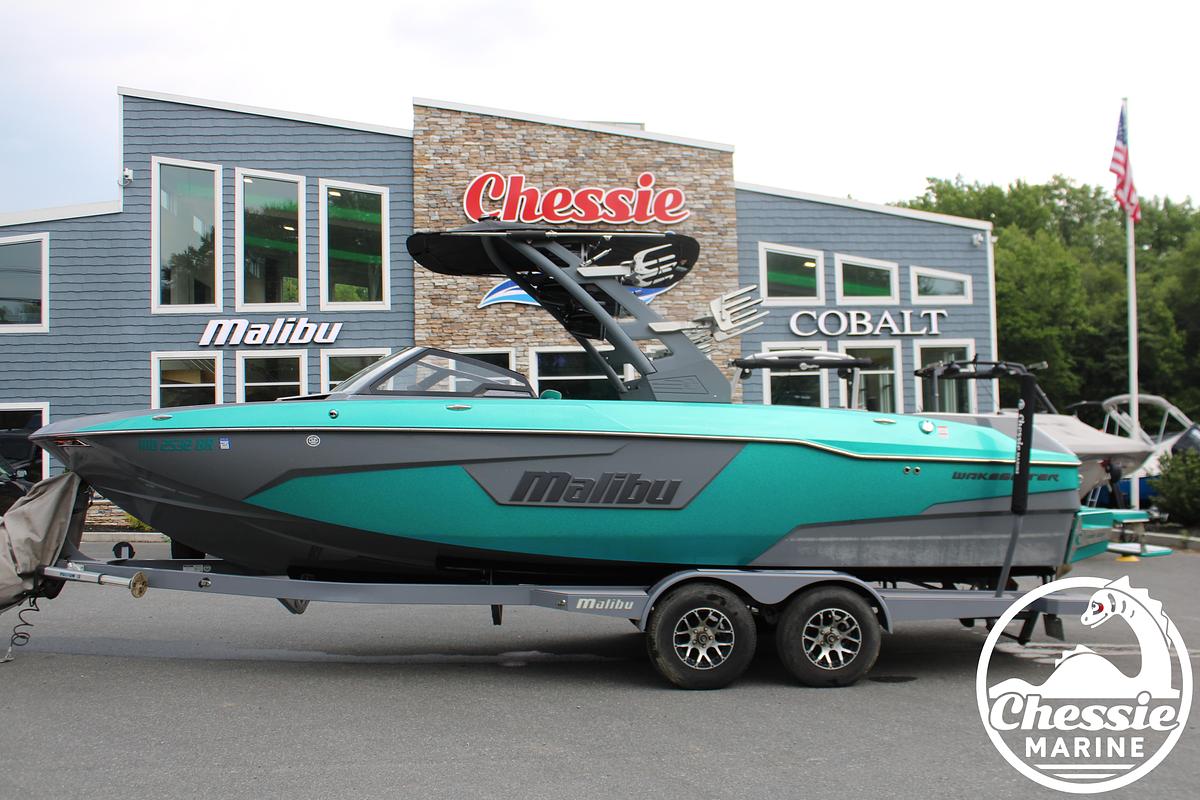 Used 2020 Malibu Wakesetter 25 LSV