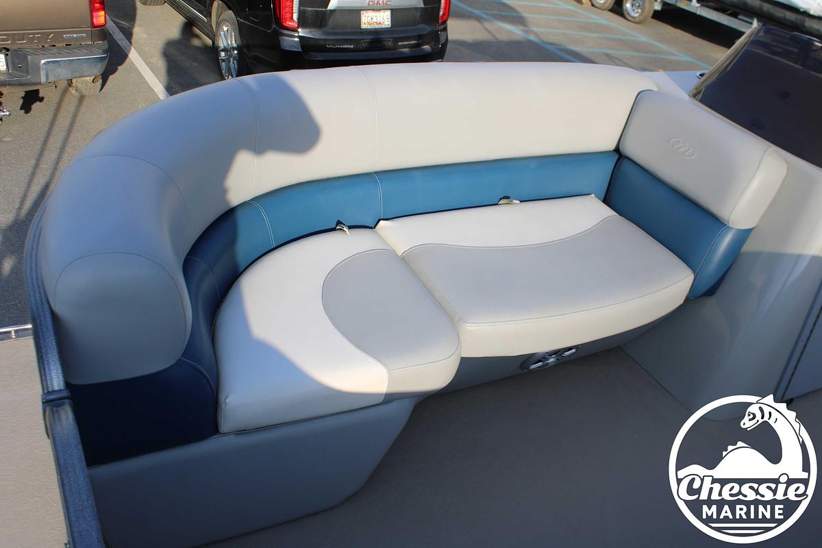 Used 2020 Manitou Aurora 230 VP