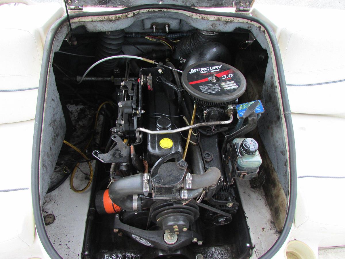 Used 2005 Maxum 1800 MX