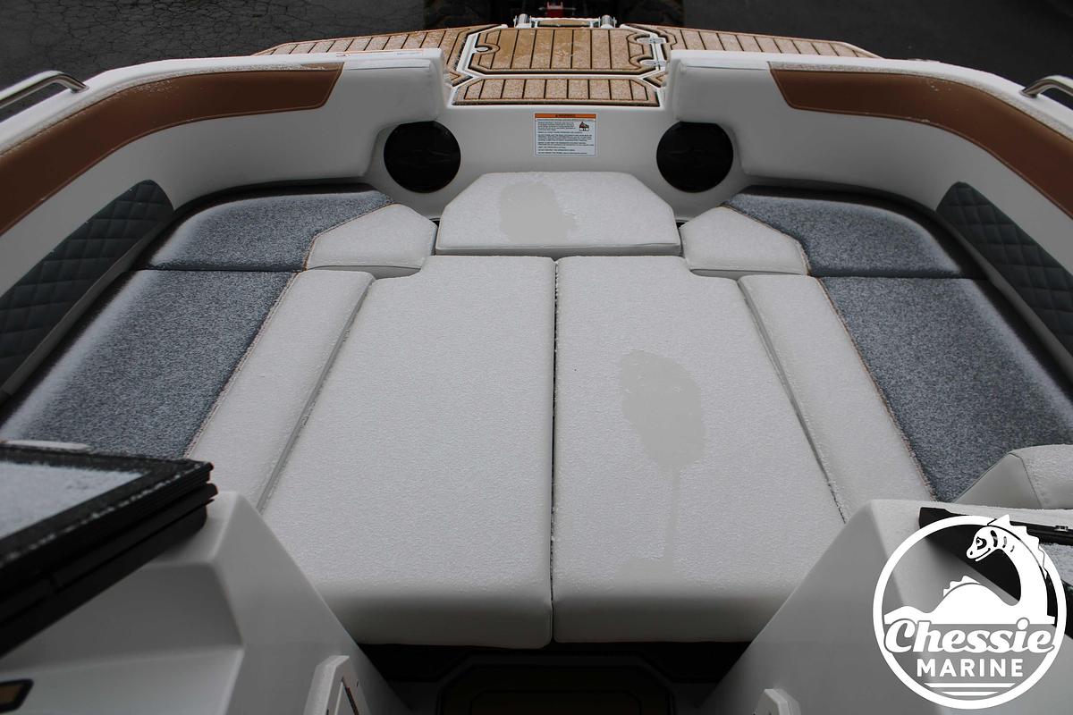 2026 Starcraft SVX 190 DC OB