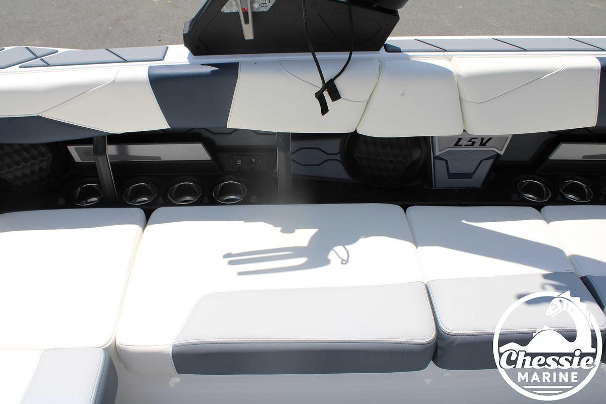 Used 2024 Malibu Wakesetter 23 LSV
