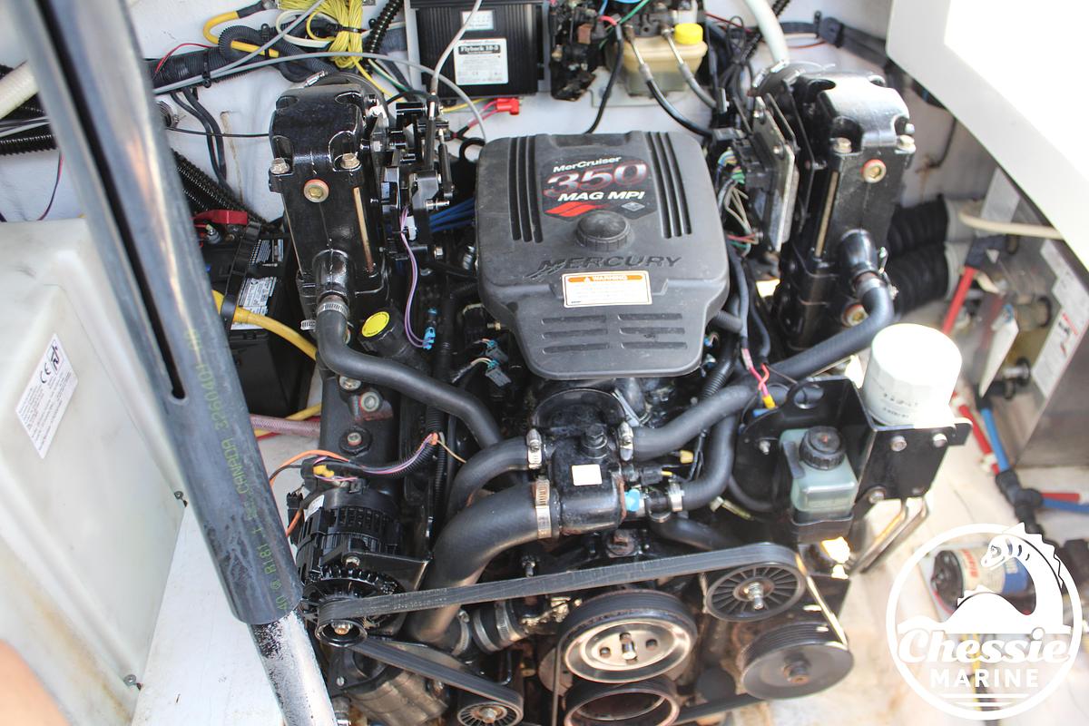 Used 2006 Crownline 250