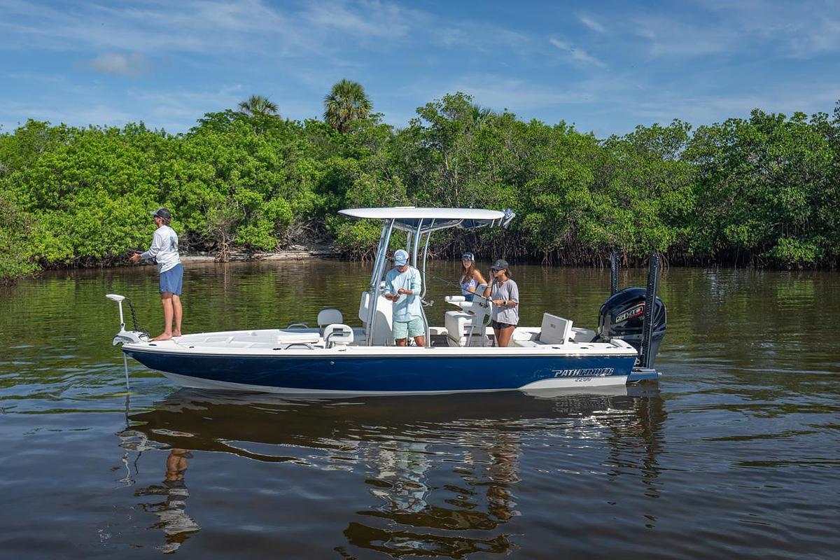 2027 Pathfinder 2200 HYBRID