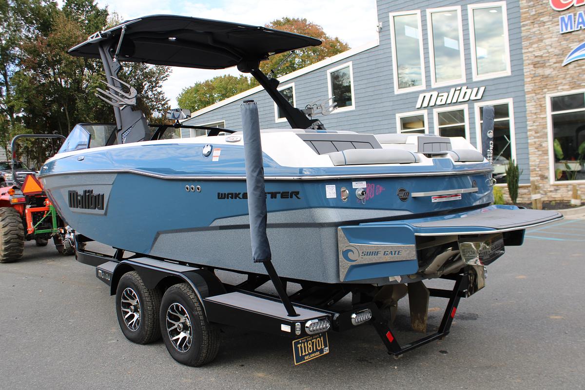 Used 2023 Malibu 23 LSV