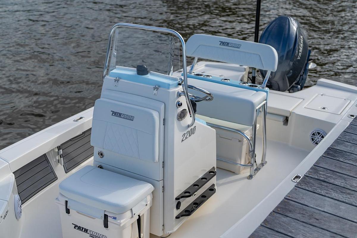 2027 Pathfinder 2200 HYBRID