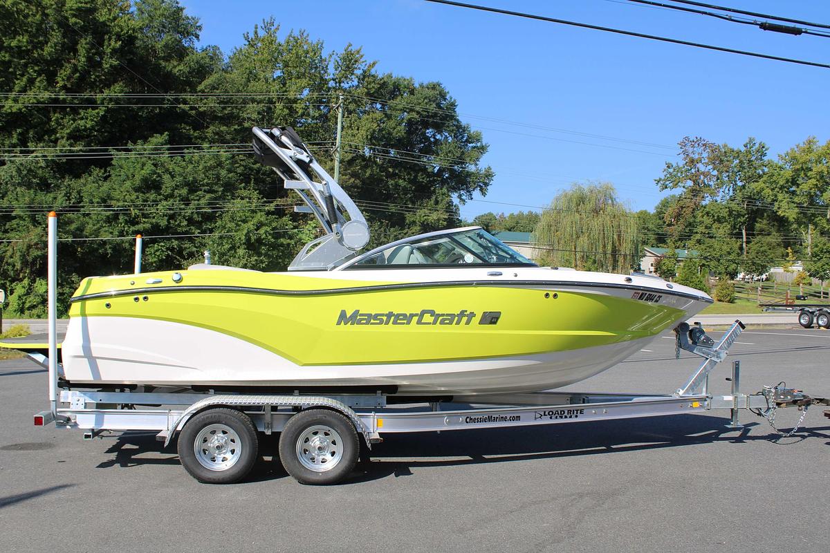 Used 2017 MasterCraft XT 21