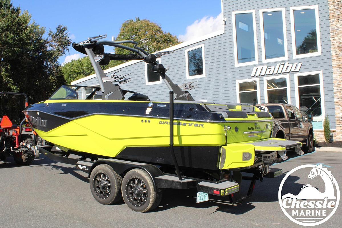 Used 2023 Malibu Wakesetter 22 LSV