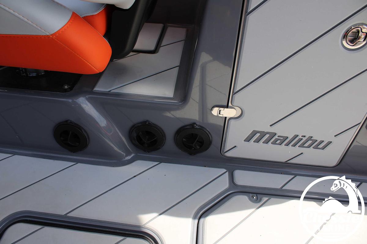 Used 2022 Malibu Wakesetter 25 LSV