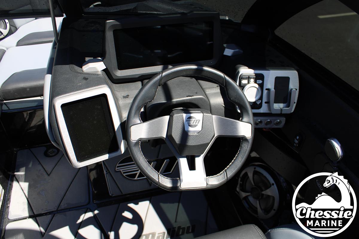 Used 2021 Malibu 23 LSV