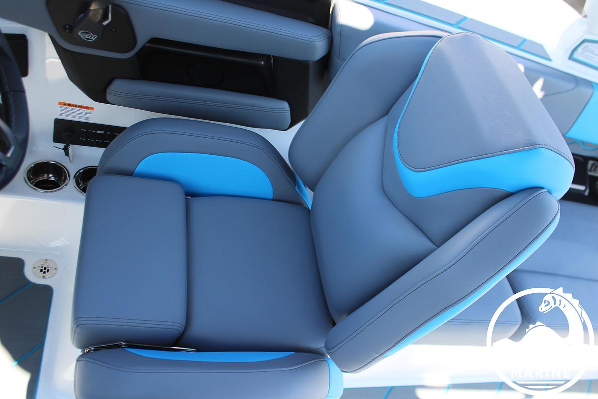 2026 Malibu 23 LSV