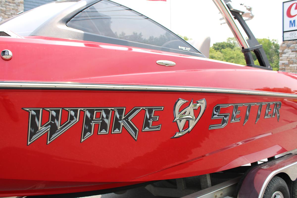 Used 2014 Malibu 247 LSV