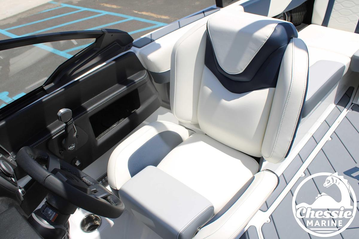 Used 2024 Malibu Wakesetter 23 LSV