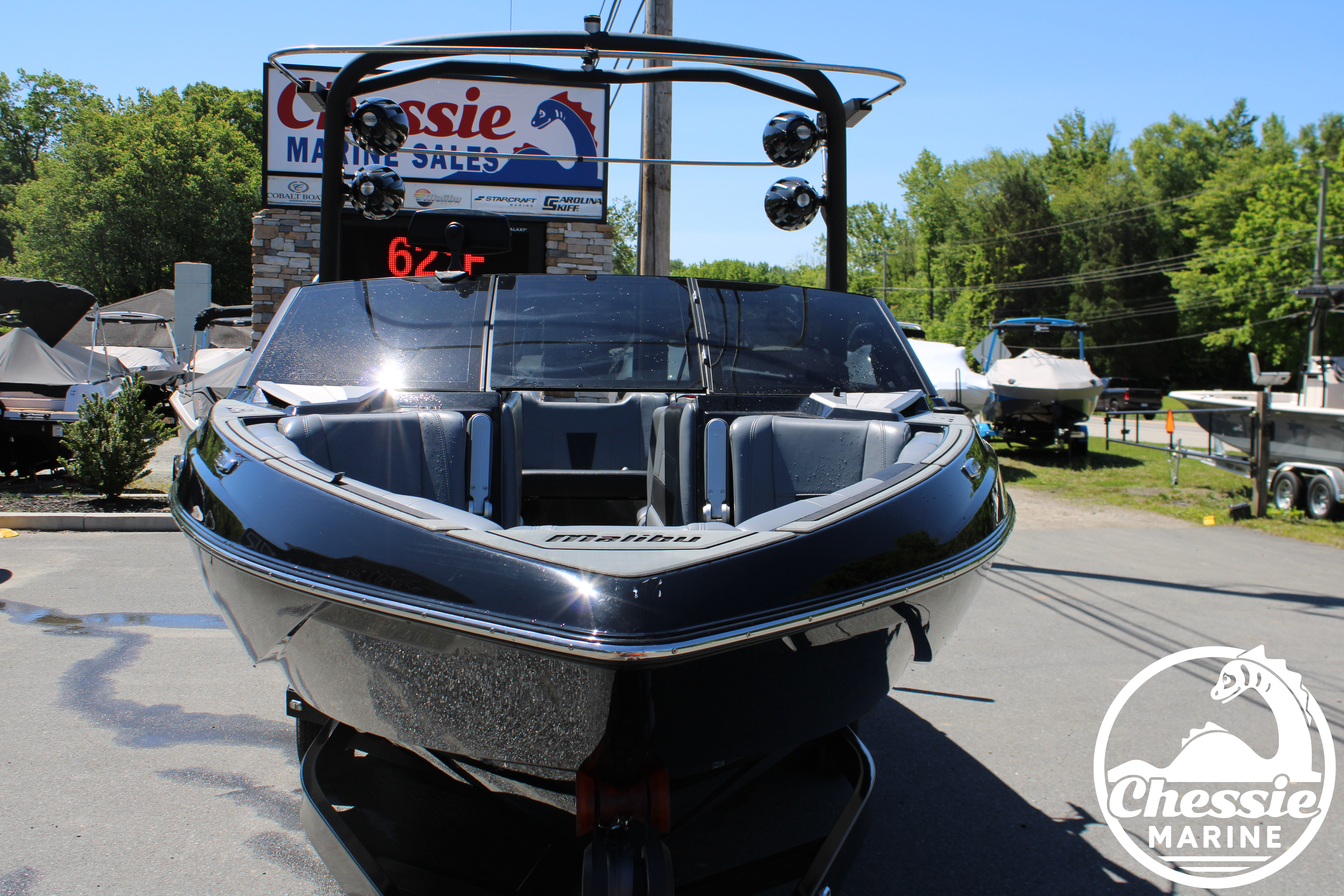 Used 2021 Malibu 23 LSV