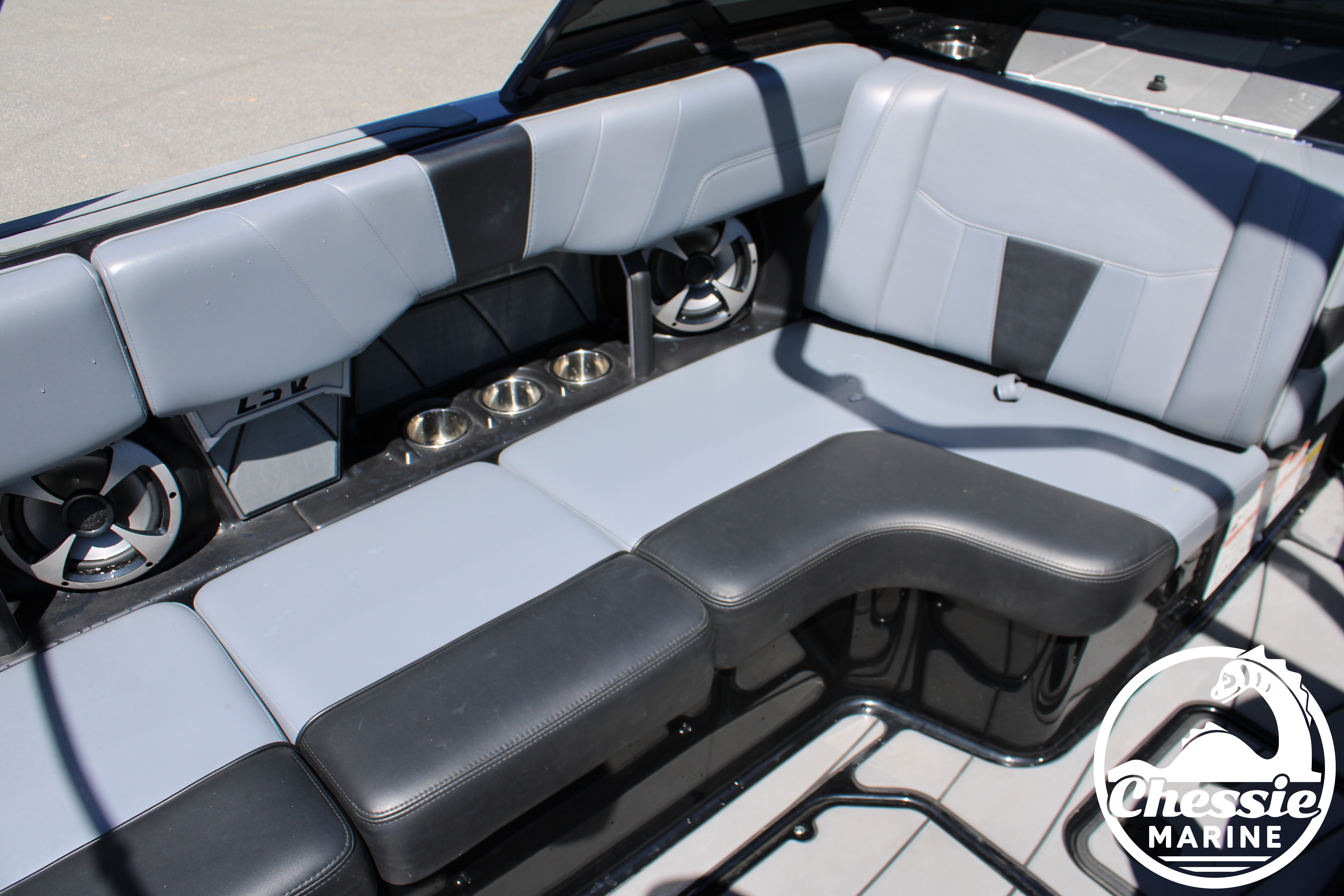 Used 2021 Malibu 23 LSV