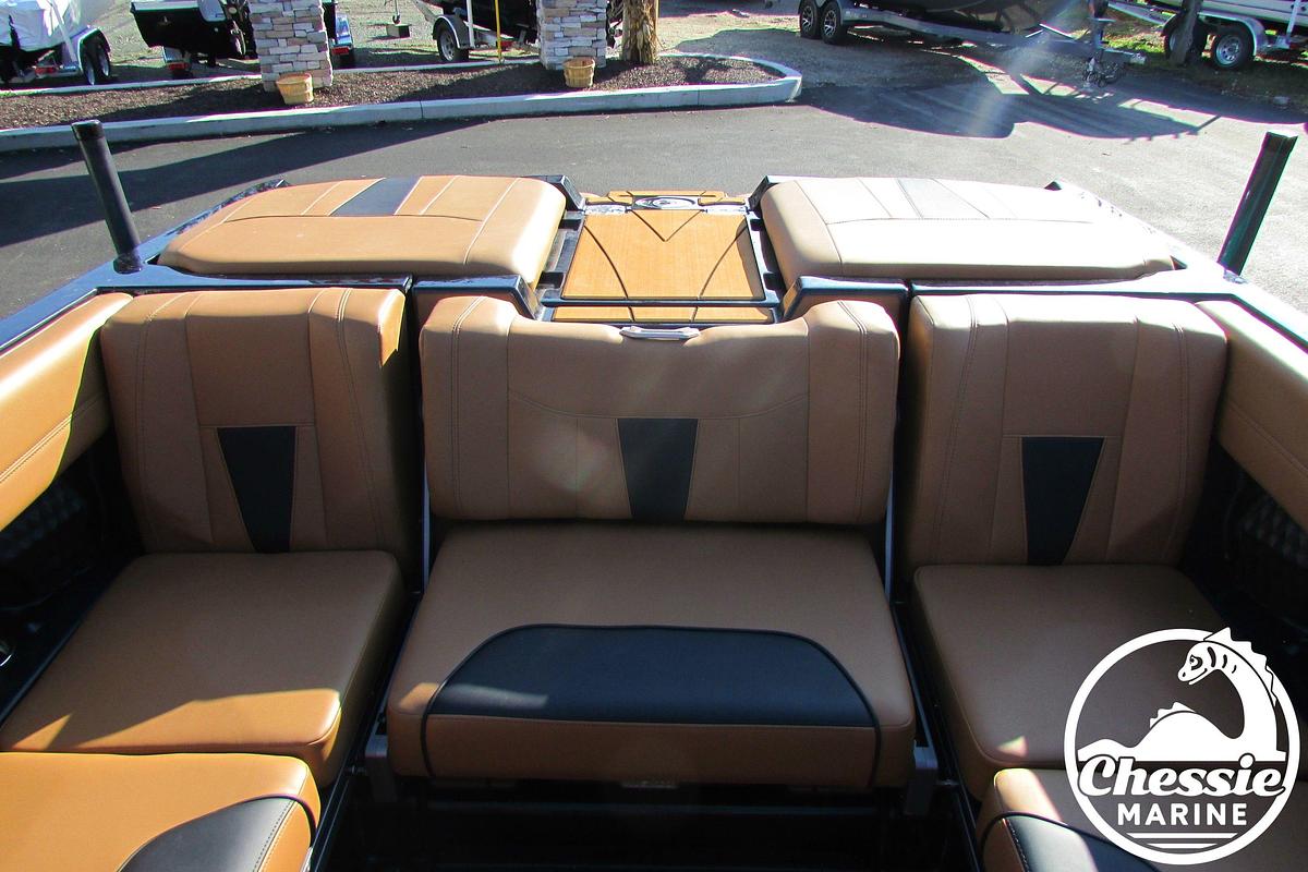 Used 2022 Malibu Wakesetter 23 LSV