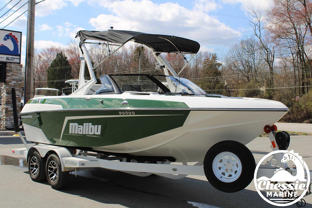 Used 2021 Malibu Wakesetter 20 VTX