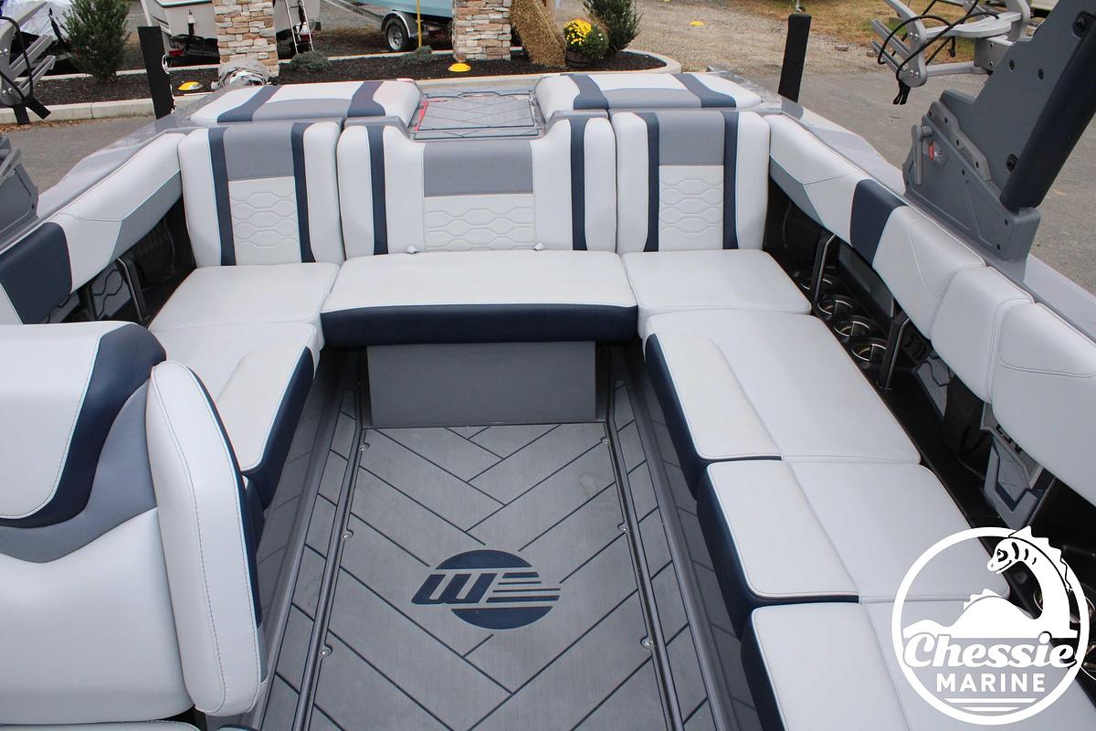 Used 2025 Malibu Wakesetter 23 LSV