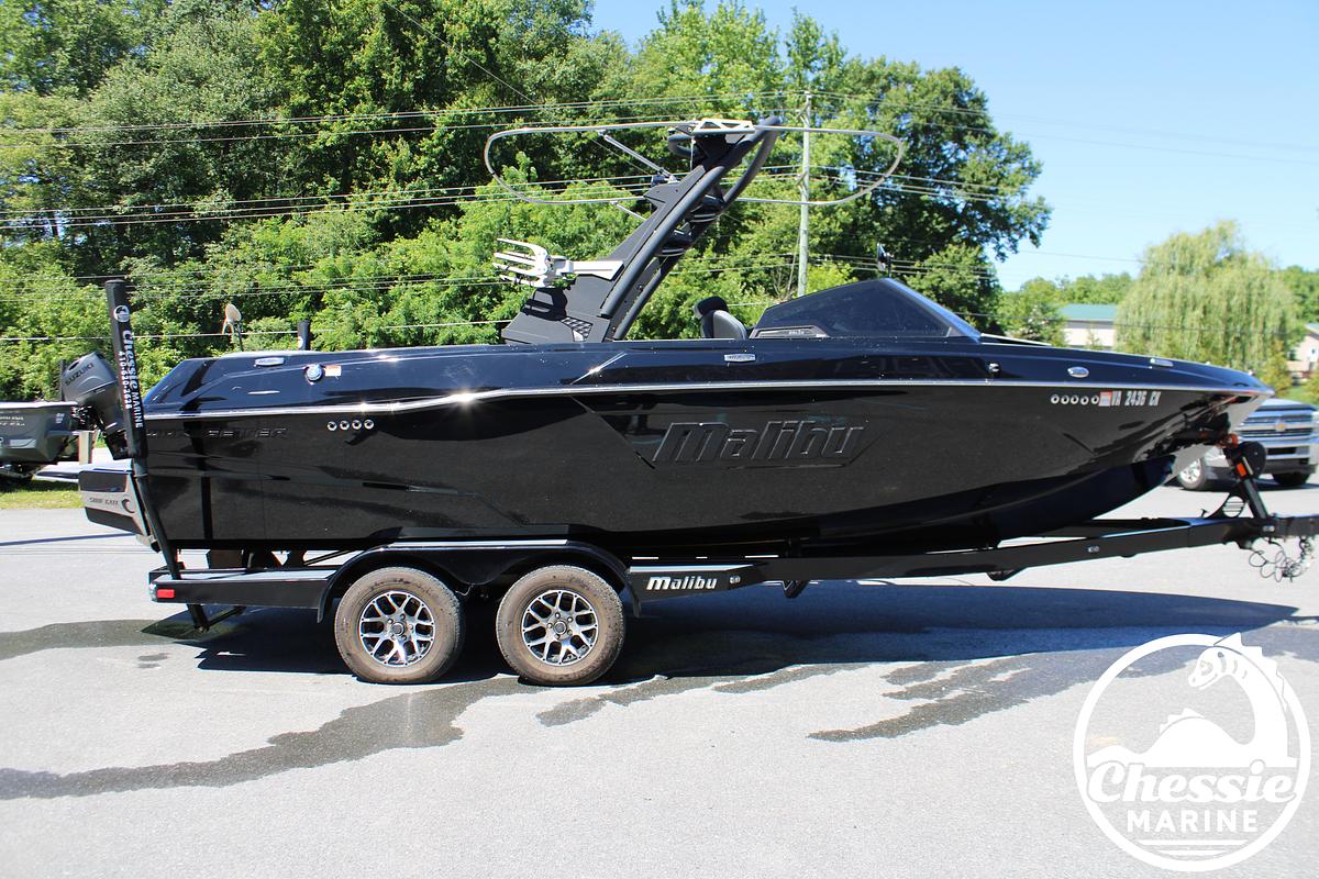 Used 2021 Malibu 23 LSV