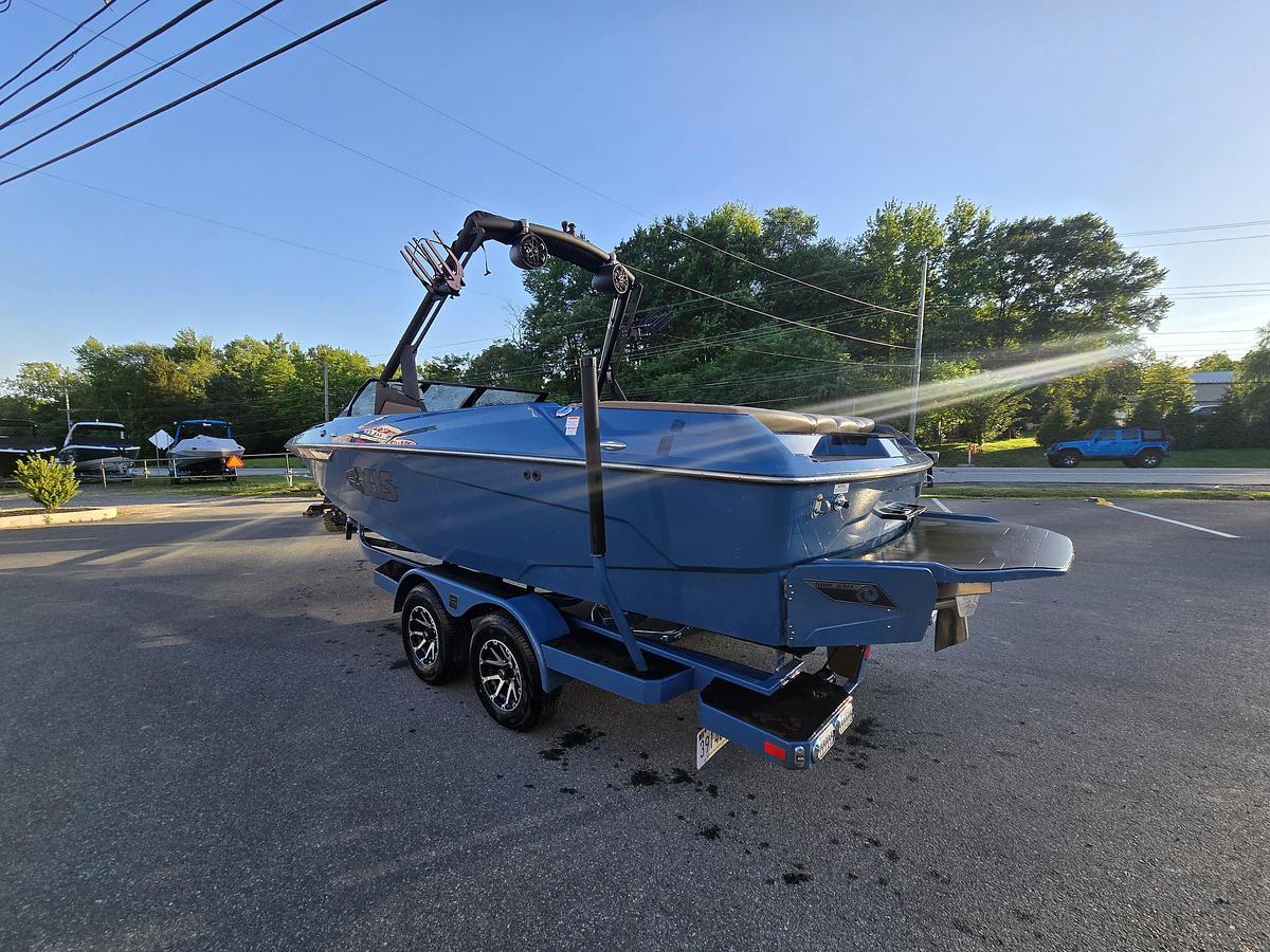 Used 2022 Axis A22