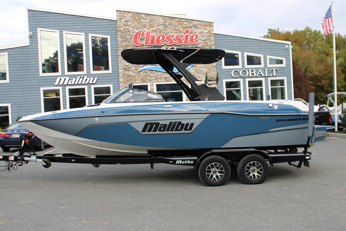 Used 2023 Malibu 23 LSV