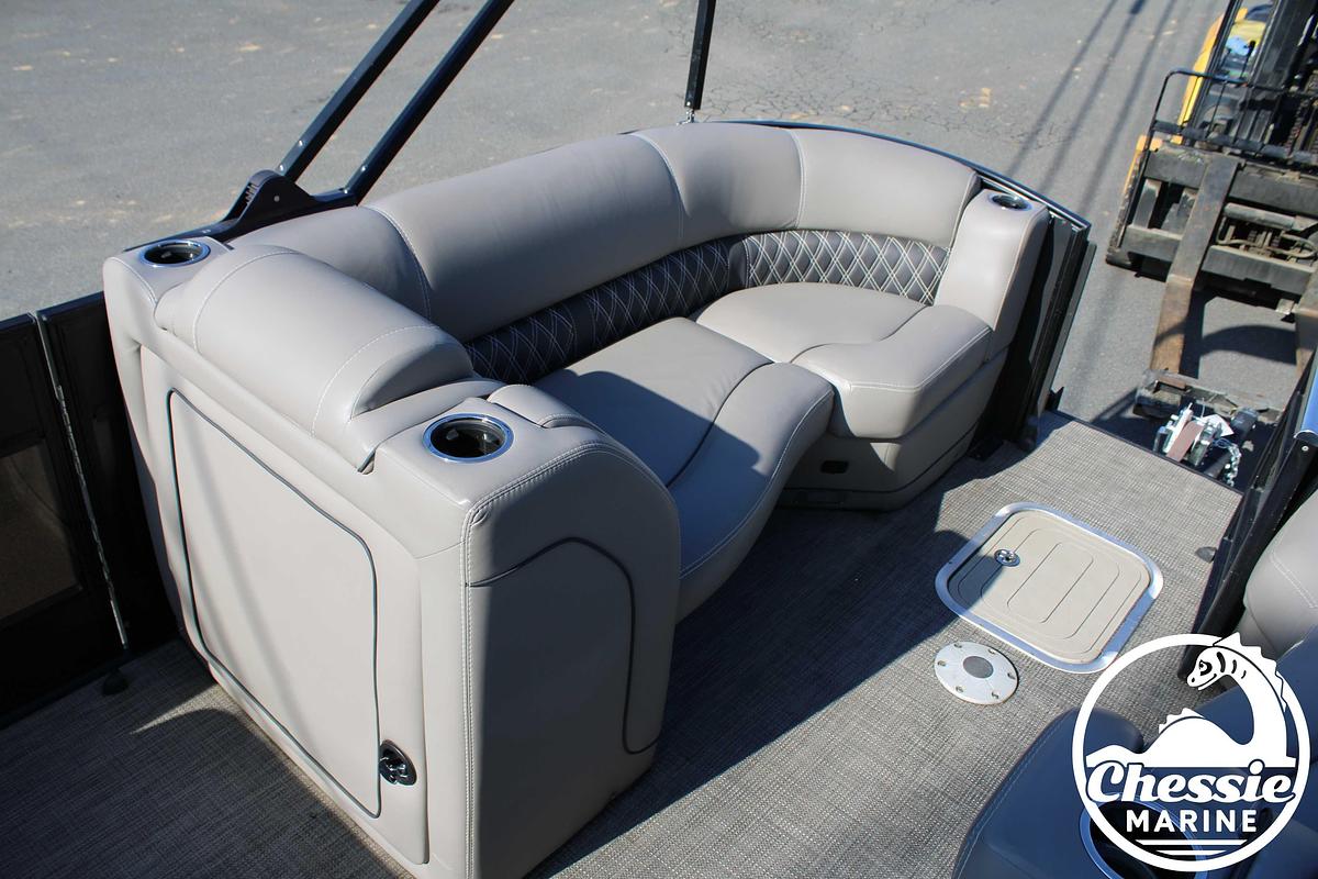 Used 2021 Barletta 25 UE