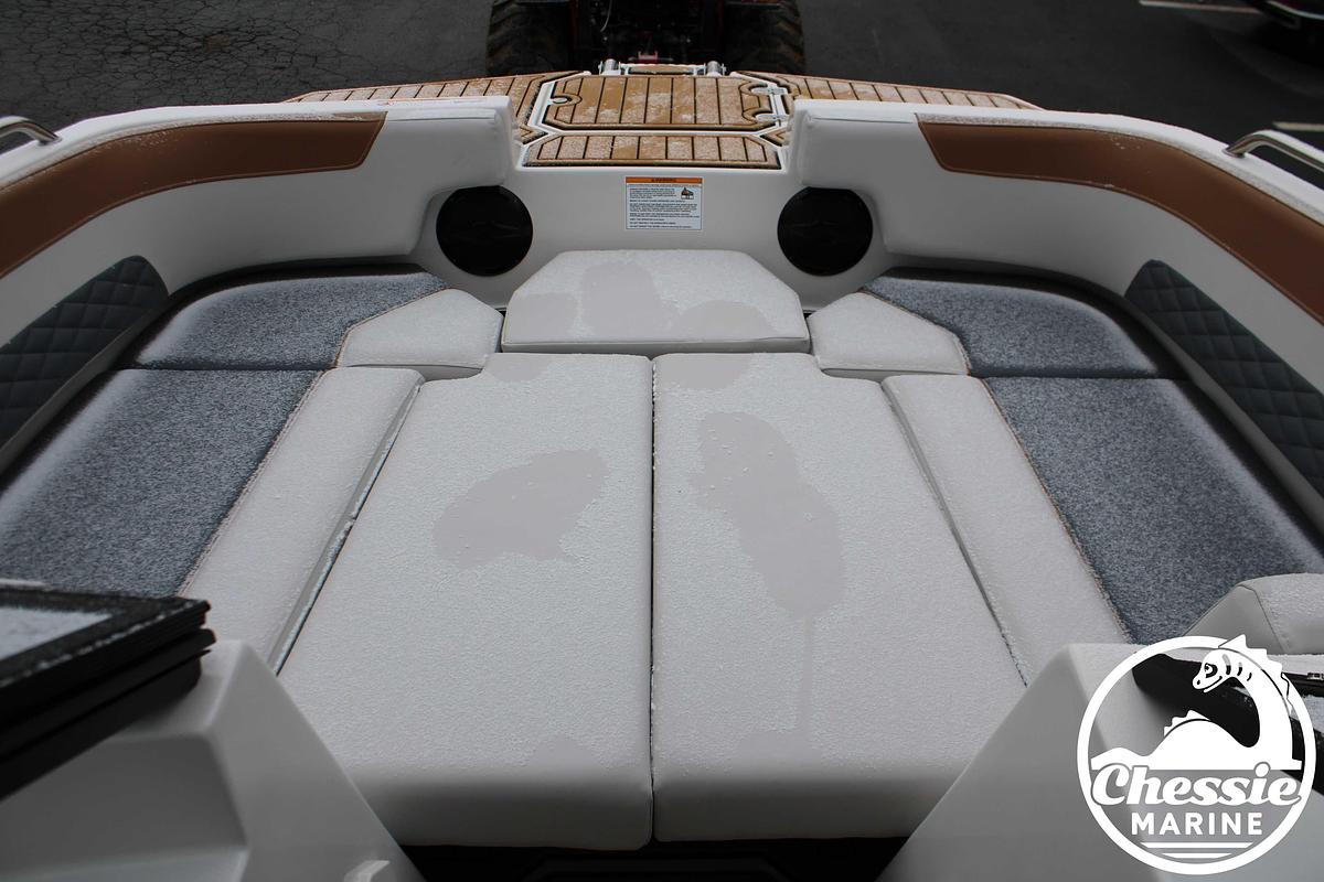 2026 Starcraft SVX 190 DC OB