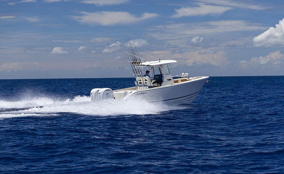 2027 Cobia 285 CC