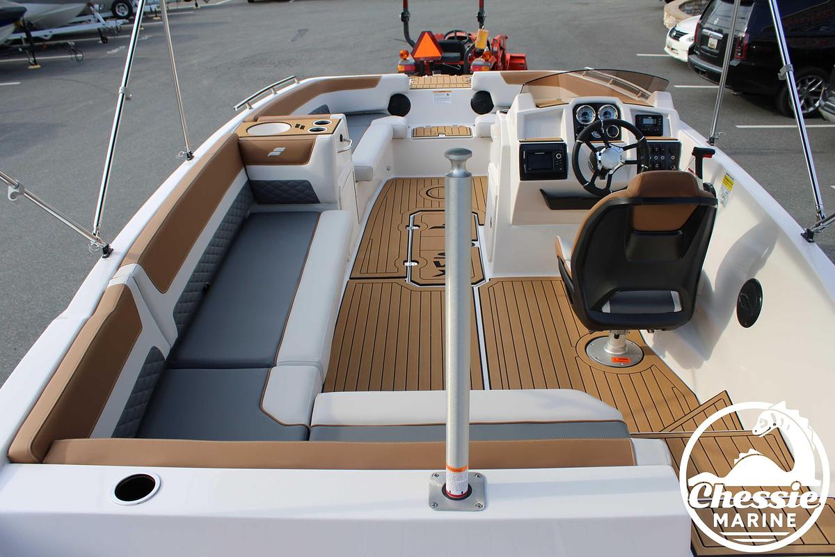 2026 Starcraft SVX 211 OB