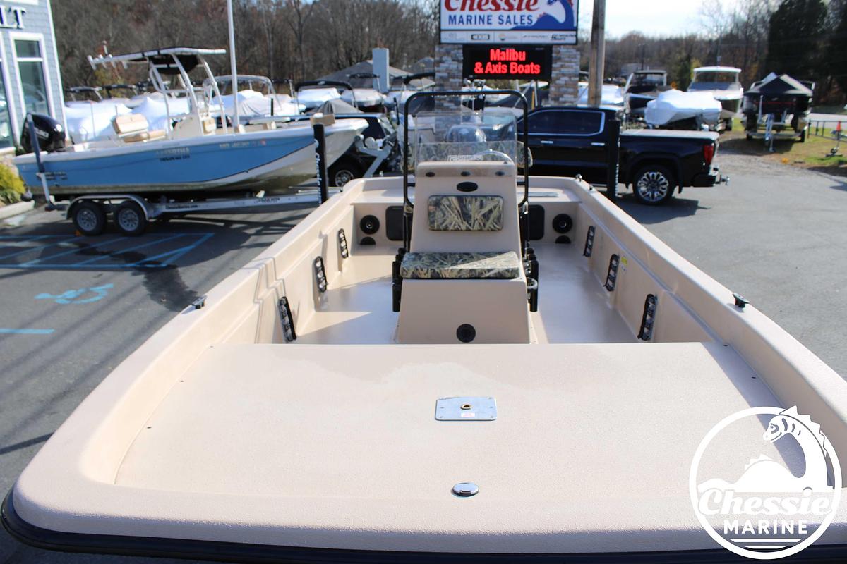 2026 Carolina Skiff E21 DLX CC