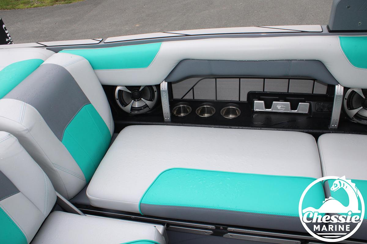 Used 2020 Malibu Wakesetter 25 LSV