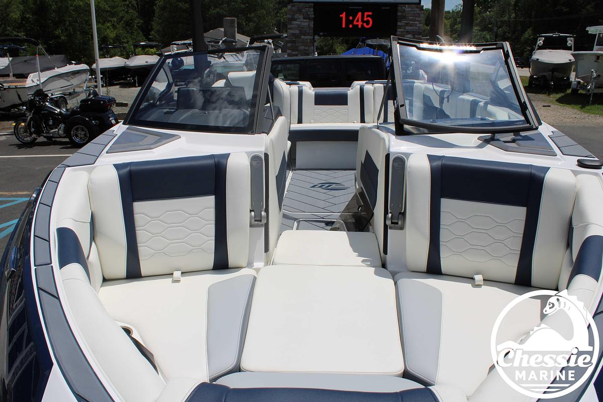 Used 2024 Malibu Wakesetter 23 LSV