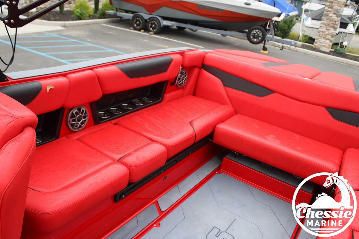 Used 2022 Axis Core Series A24