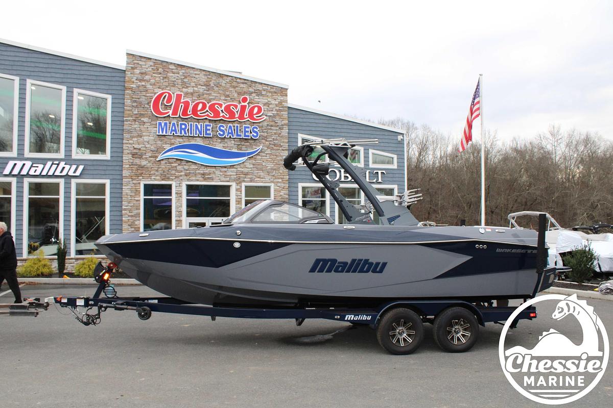 Used 2025 Malibu Wakesetter 23 LSV