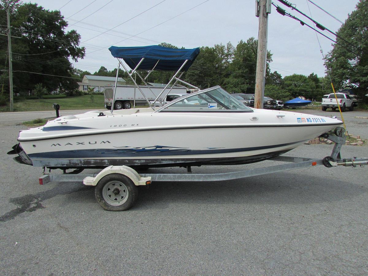 Used 2005 Maxum 1800 MX