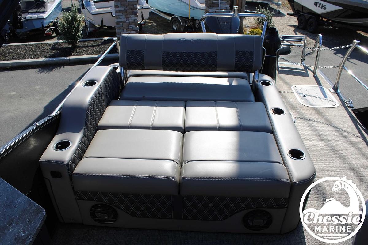 Used 2021 Barletta 25 UE