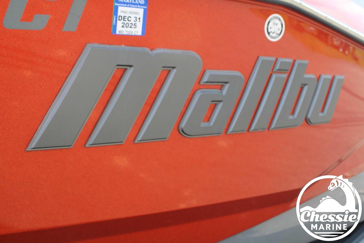 Used 2022 Malibu Wakesetter 25 LSV